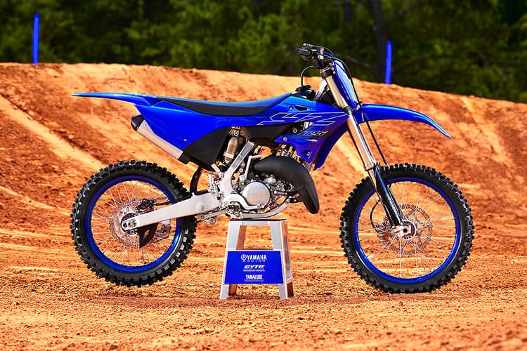 Kini Sepeda Motor Yamaha Punya Fitur Power Steering